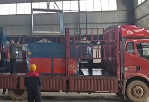Single-shaft shredder shipped